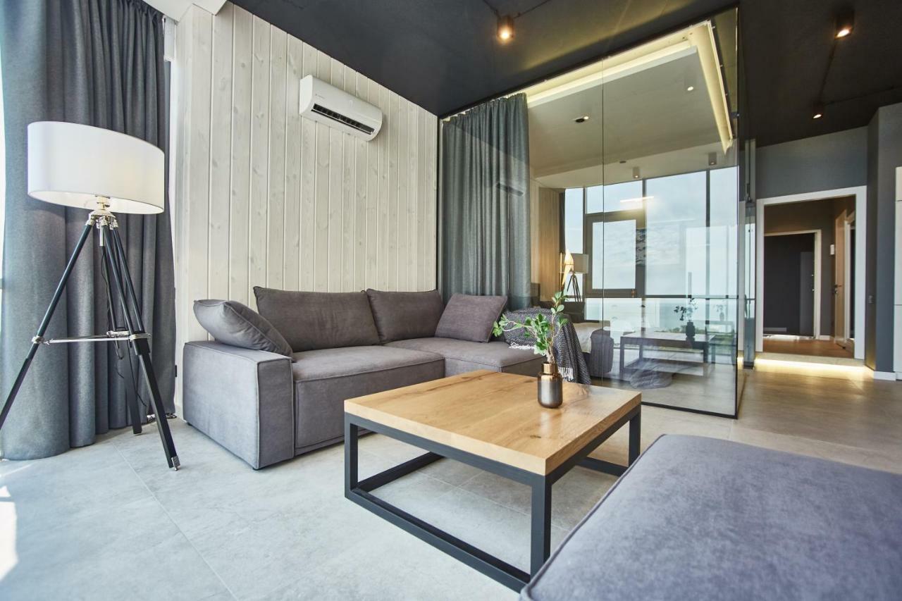 Gagarin Plaza Luxury Sea View Apartments Odessa Exteriör bild