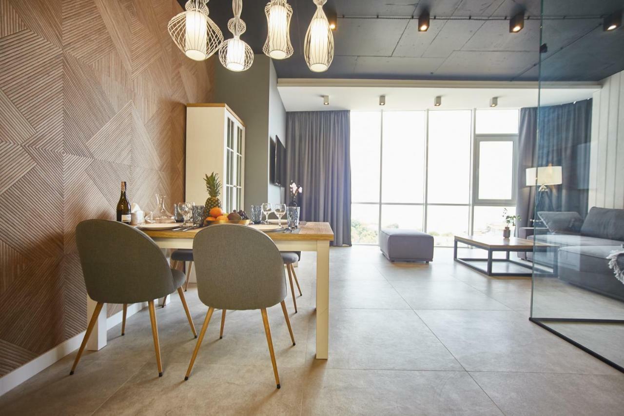 Gagarin Plaza Luxury Sea View Apartments Odessa Exteriör bild