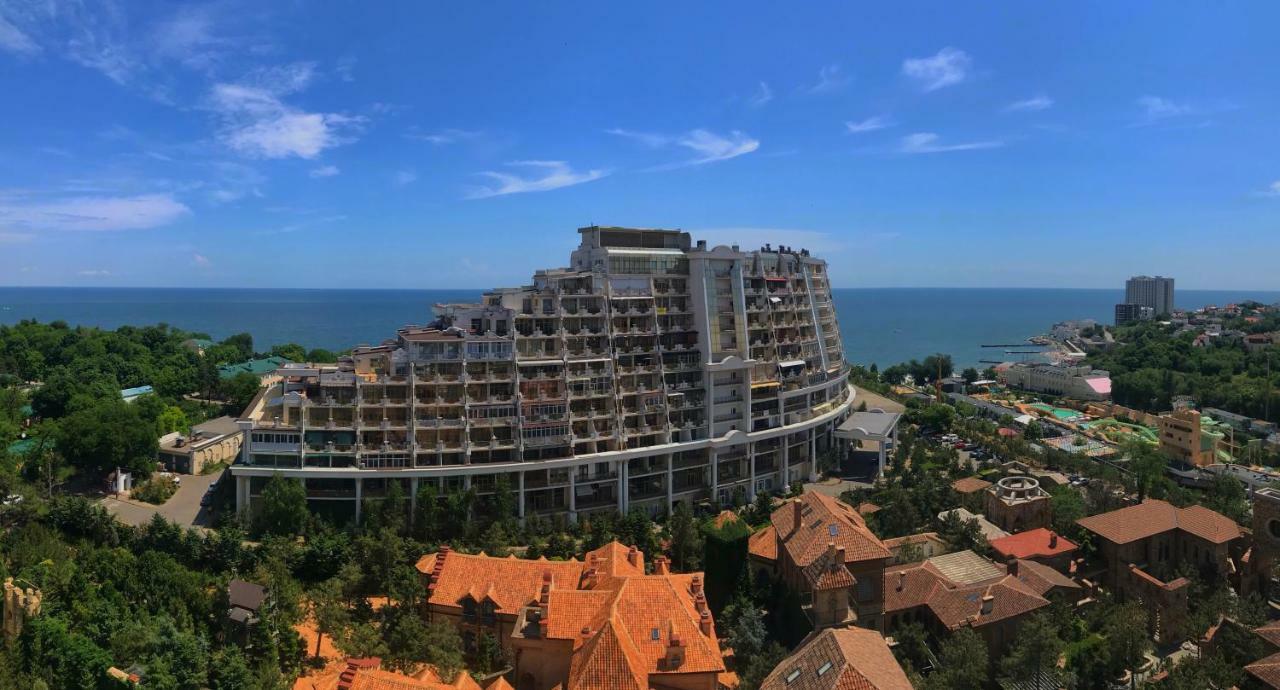 Gagarin Plaza Luxury Sea View Apartments Odessa Exteriör bild