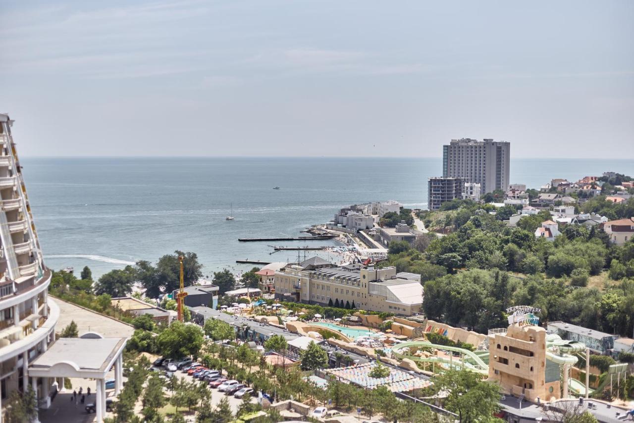 Gagarin Plaza Luxury Sea View Apartments Odessa Exteriör bild