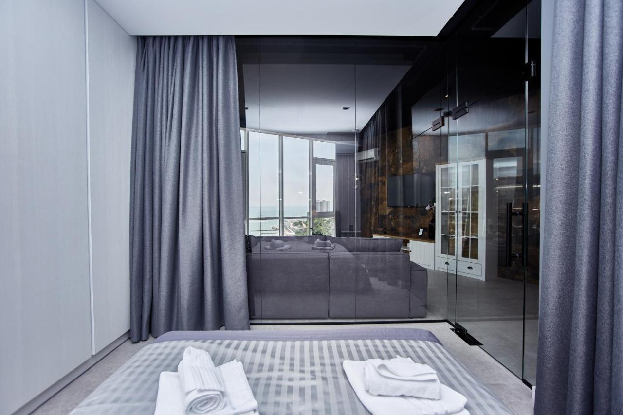 Gagarin Plaza Luxury Sea View Apartments Odessa Exteriör bild